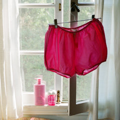 Charlie Beads & Athena Club Scent Wardrobe R1
